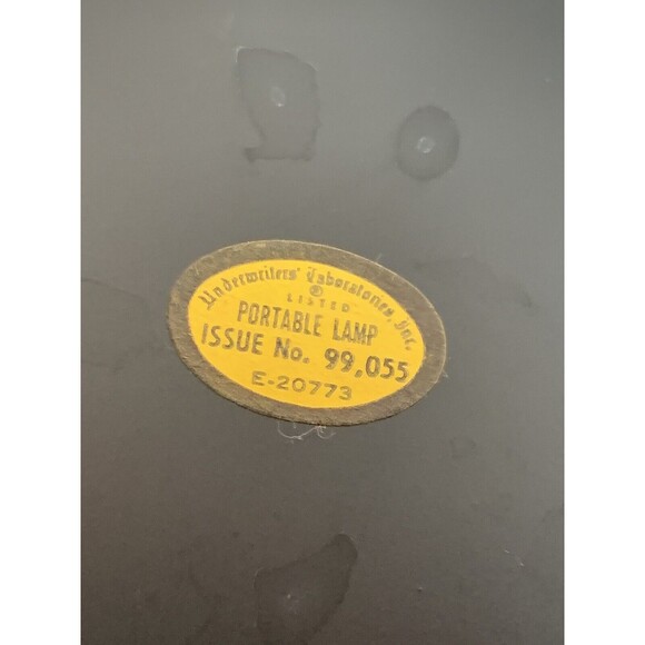 Vintage Beige Gold Bouillotte Style Tole Lamp + Shade Underwriter’s Laboratories - Picture 4 of 12